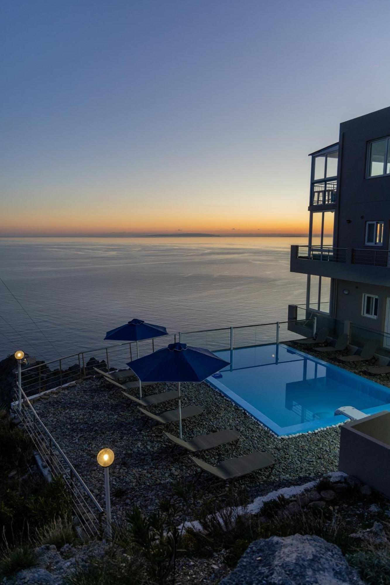 Akrotiri Panorama- Luxury With Sea View Appartement Rodakino